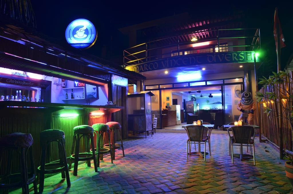 Marco Vincent Dive Resort Puerto Galera Bagian luar foto