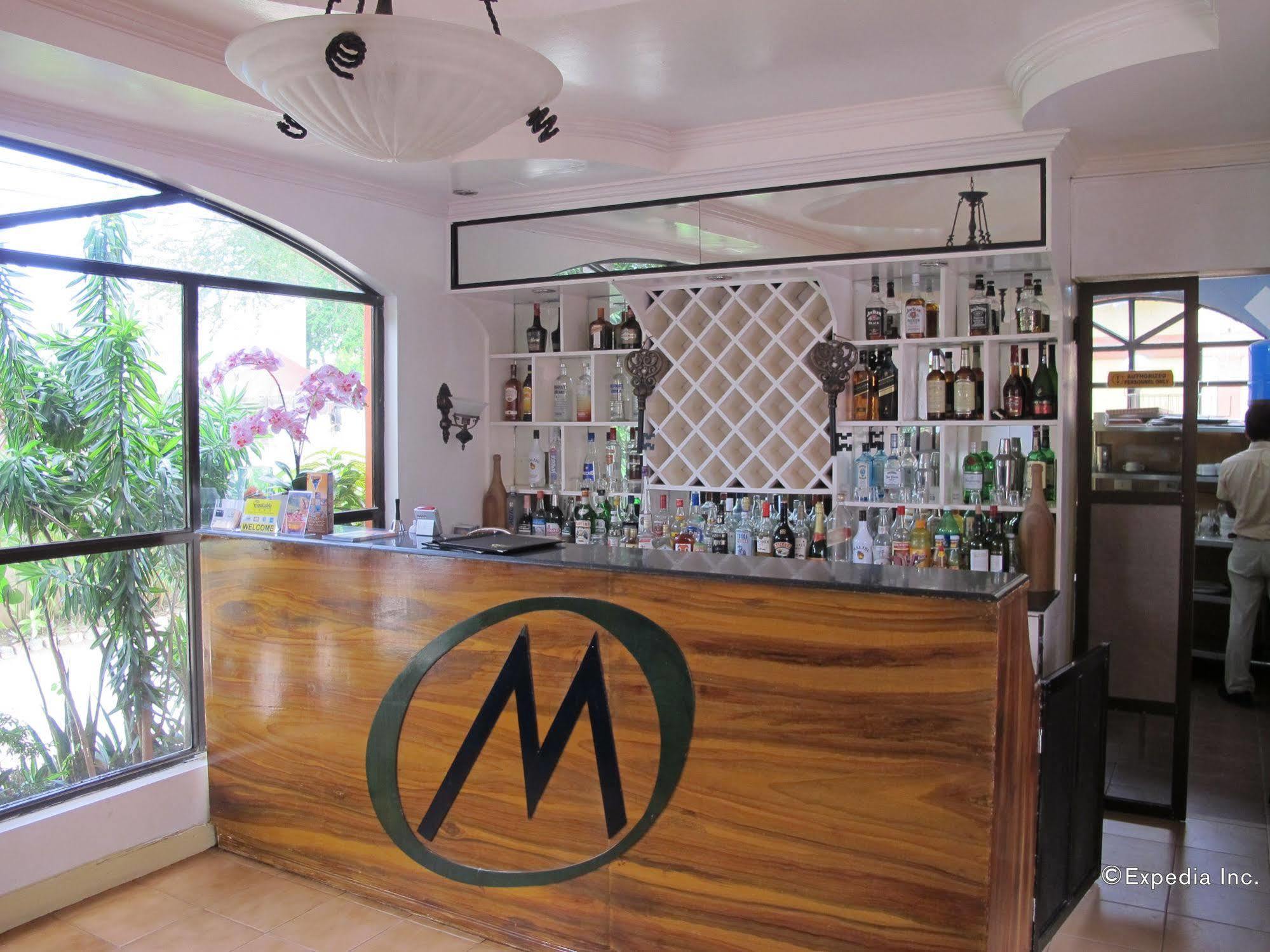 Marco Vincent Dive Resort Puerto Galera Bagian luar foto